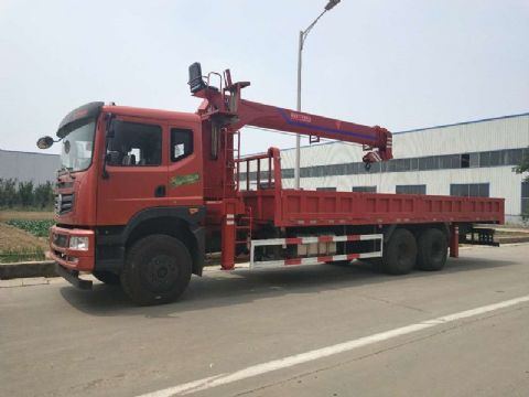 點擊查看詳細(xì)信息<br>標(biāo)題：12噸東風(fēng)隨車吊 閱讀次數(shù)：1689
