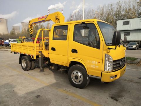 點擊查看詳細信息<br>標題：凱馬雙排隨車吊 閱讀次數：1916