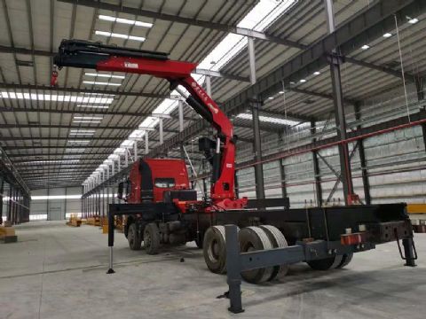 點擊查看詳細信息<br>標題：15噸折臂吊 閱讀次數：2508