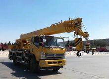 18噸汽車吊 閱讀次數(shù)：2741